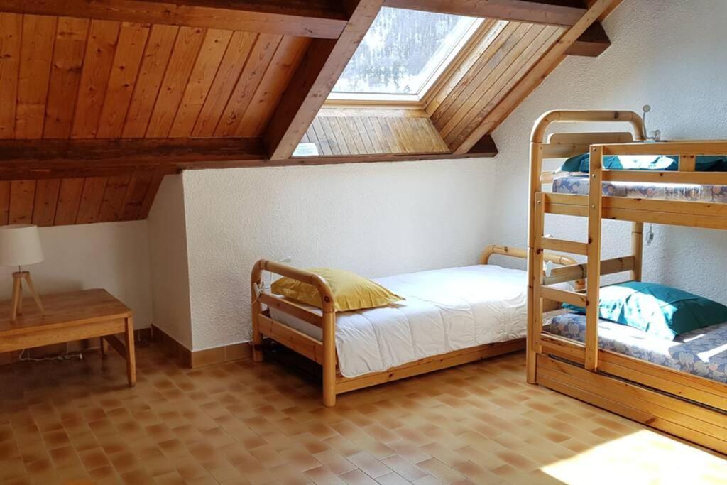 APPARTEMENT T3 60M2 à Briançon dans résidence calme avec 7 couchages Exterior foto